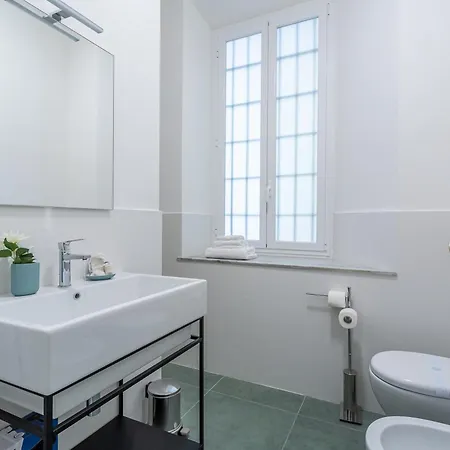 דירה Iflat Charming Historic Palace Fons Trevi B15